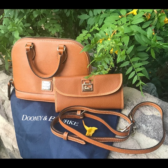 Dooney & Bourke Camel Leather Mini crossbody Bag - Picture 3 of 13